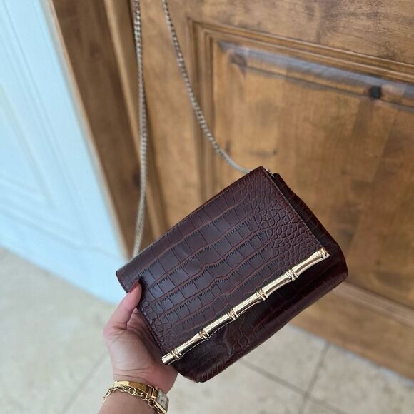 Brown Faux Croc Bag with Gold Strap and Detail - Picture 4 of 4